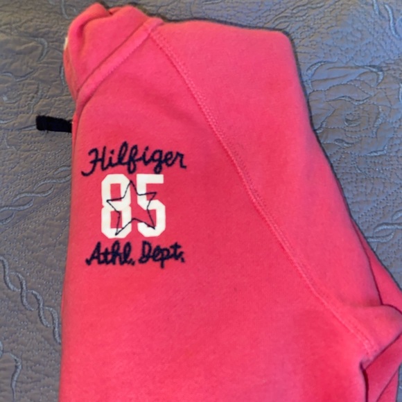 Tommy Hilfiger sweater - Picture 2 of 8